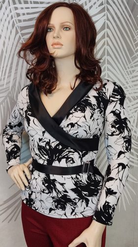 Elegáns fekete-fehér átlapolt női plus size felső 