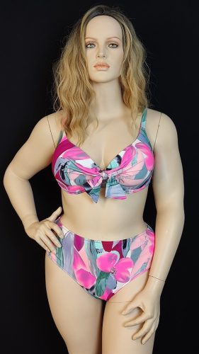 Színes virágmintás bikini molett nőknek  