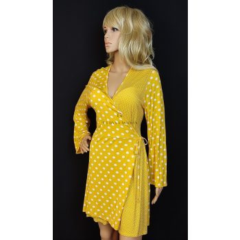 Prettylittlething átlapolt pöttyös ruha 