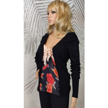 Fekete virágmintás masnis pulóver