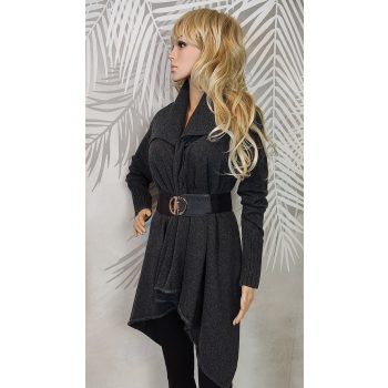 Sötétszürke, laza szabású női kardigán 42-es méretben, puha anyagból, aszimmetrikus elülső résszel – Bisón márkájú, Curvy Fashion kollekció.