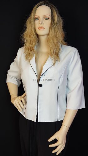 Fehér molett blézer fekete szegéllyel – Curvy Fashion 50-es méret 