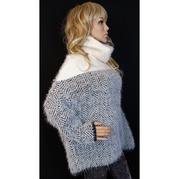 Szürke-fehér halszálkamintás kötött pulóver 44/46 – Curvy Fashion